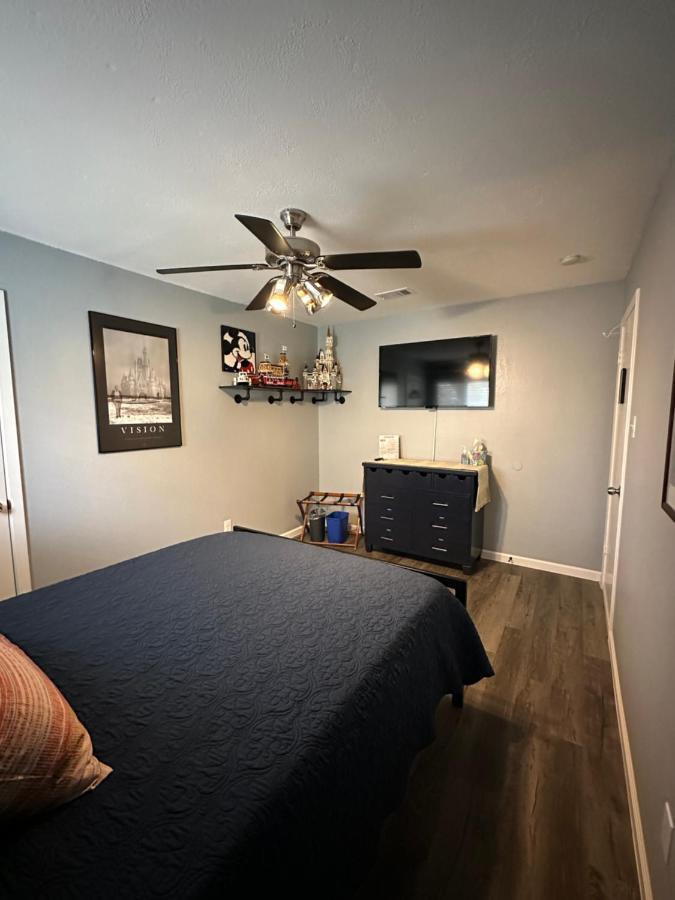 Atx North- Private Room And Bathroom In Quiet Neighborhood Austin Exterior photo